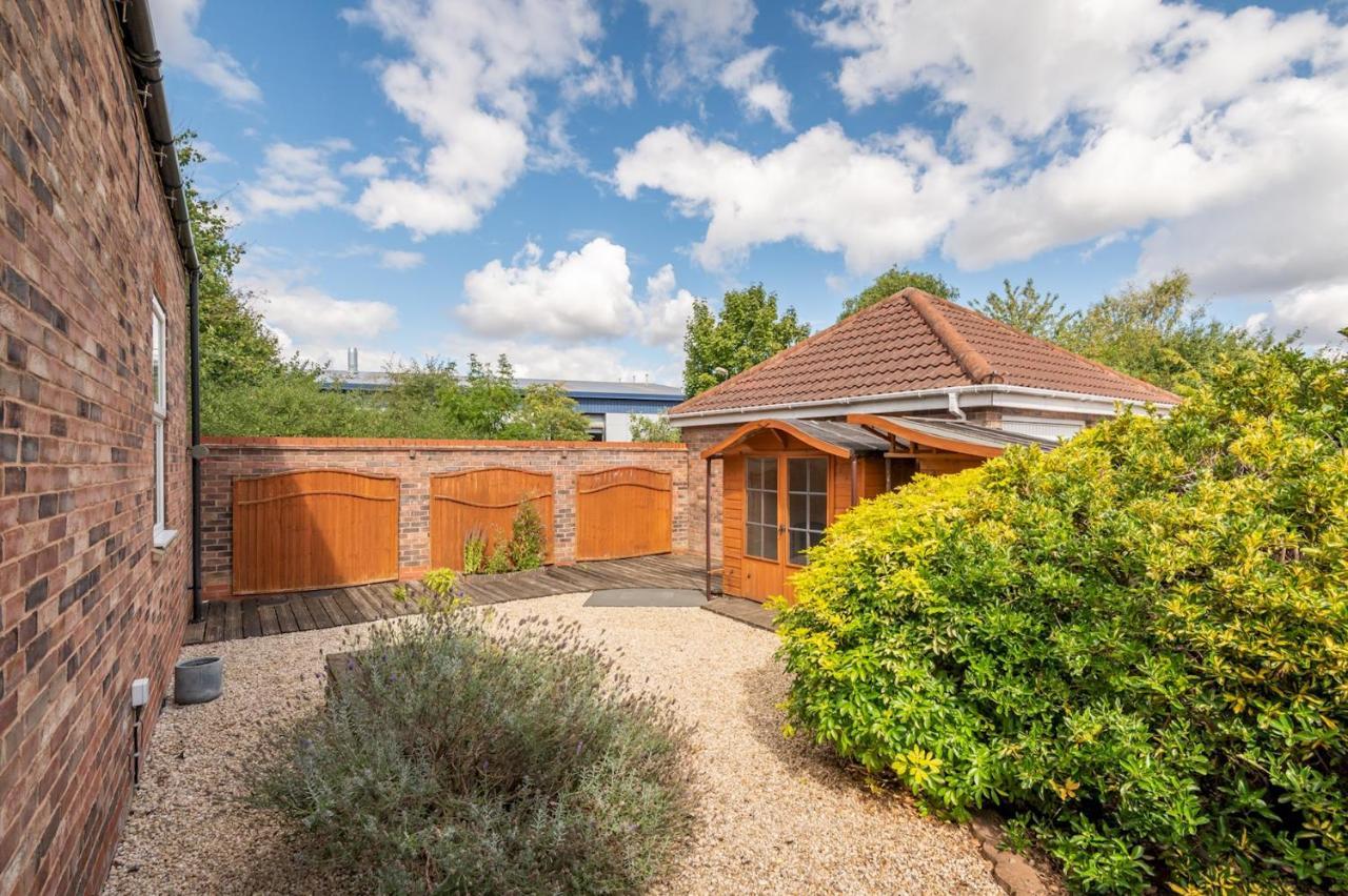 Pass The Keys Charming Cottage Near Clifton Moor York Exterior foto